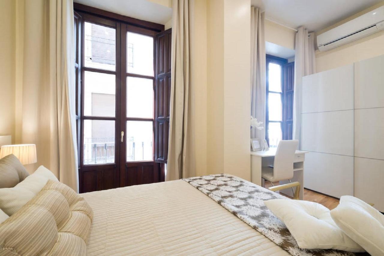 Reyes Catolicos I Apartment Granada Ngoại thất bức ảnh