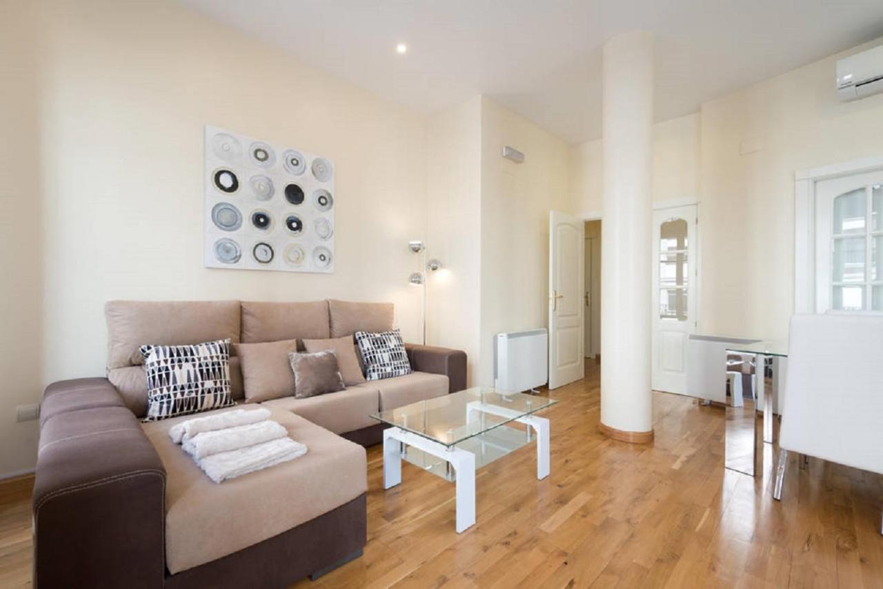 Reyes Catolicos I Apartment Granada Ngoại thất bức ảnh